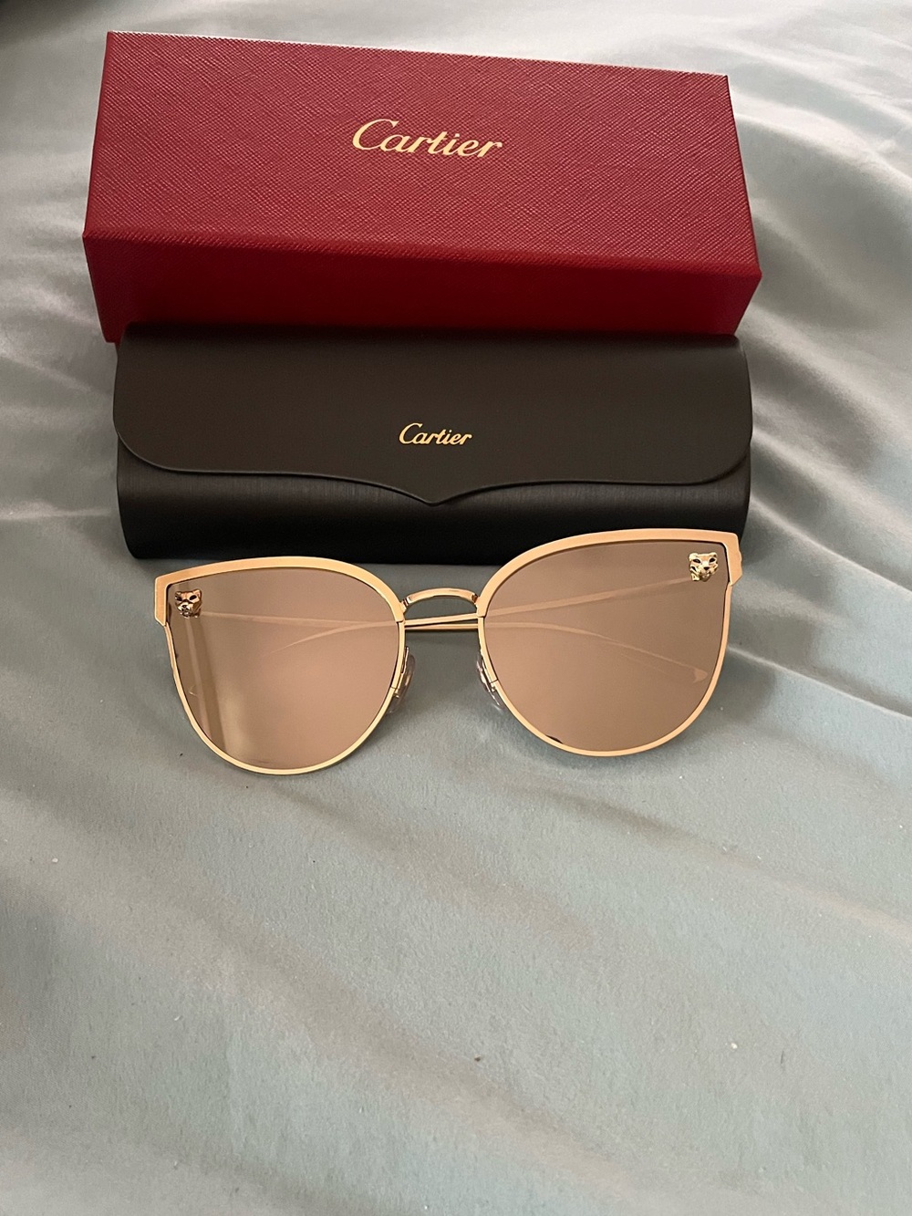 Panthere De Cartier Cat Eye Sunglasses Gold
